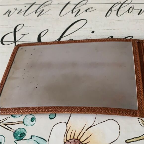 LV ID Card Case - Picture 3 of 5